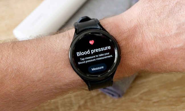 Taking a blood pressure measurement on the Samsung Galaxy Watch 6 Classic.