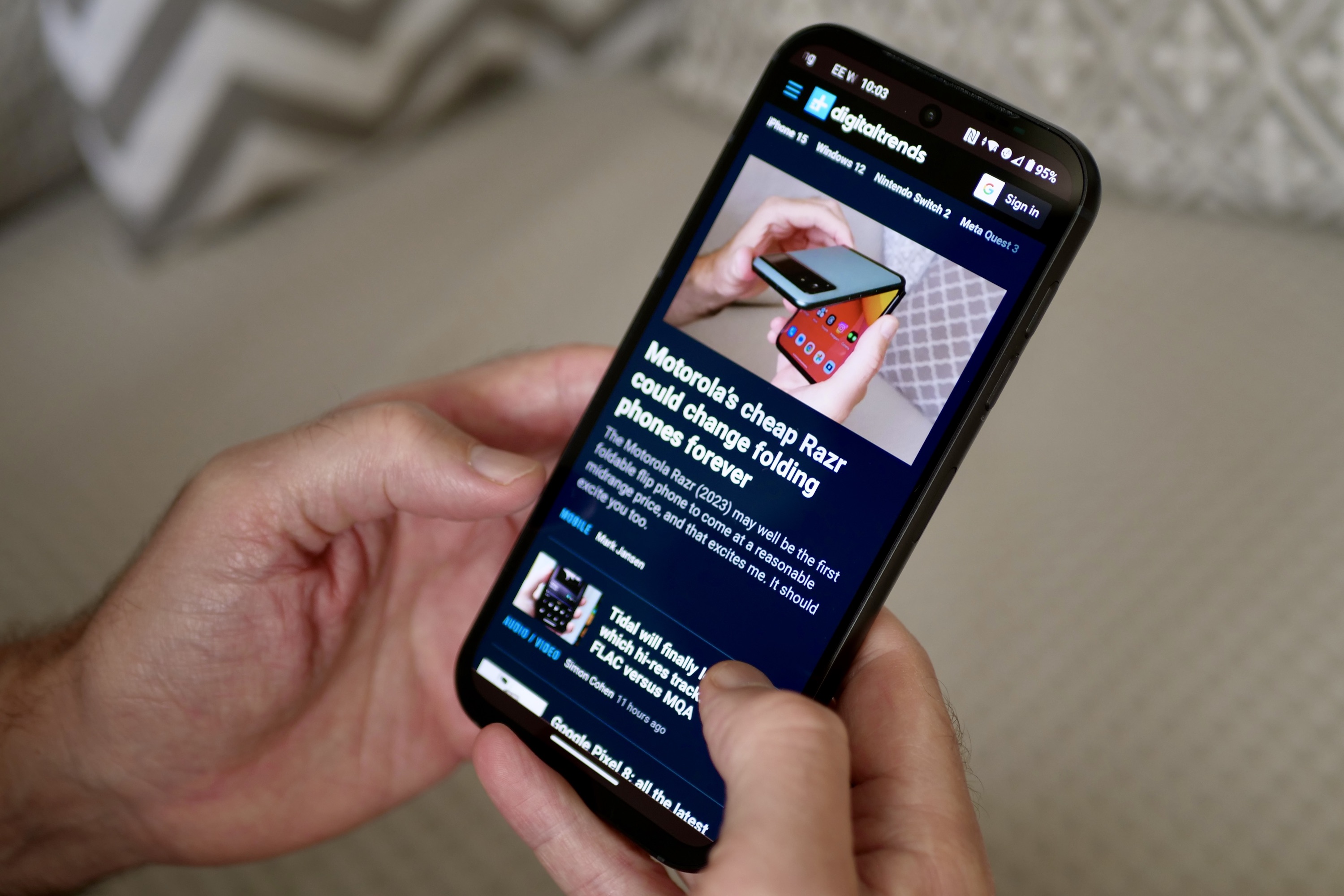 The screen showing the browser and a website on the Fairphone 5.