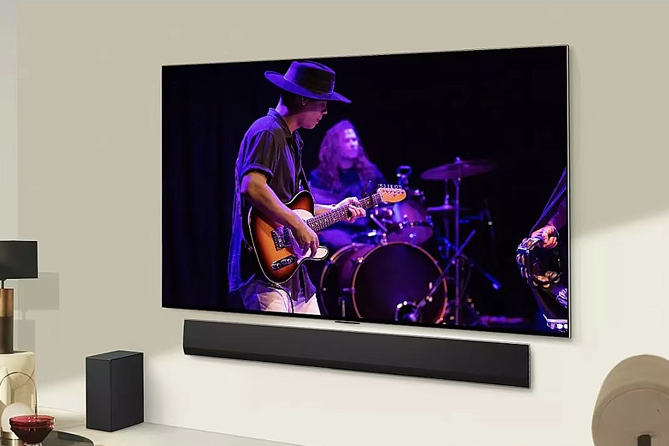 The LG SG10TY soundbar.