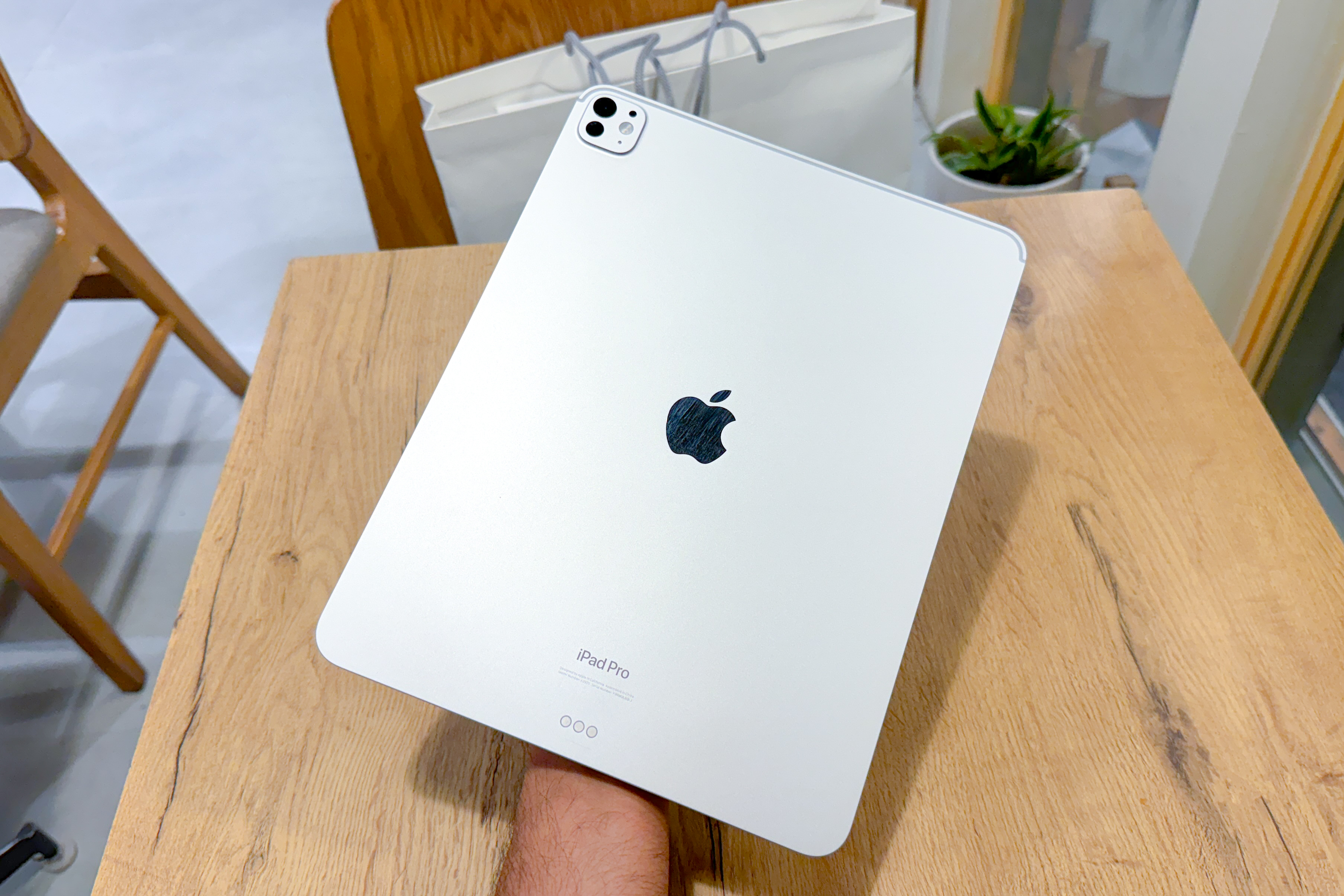 apple ipad pro m4 2024 hands on i already love it why rear panel