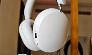 Sonos Ace in soft white.