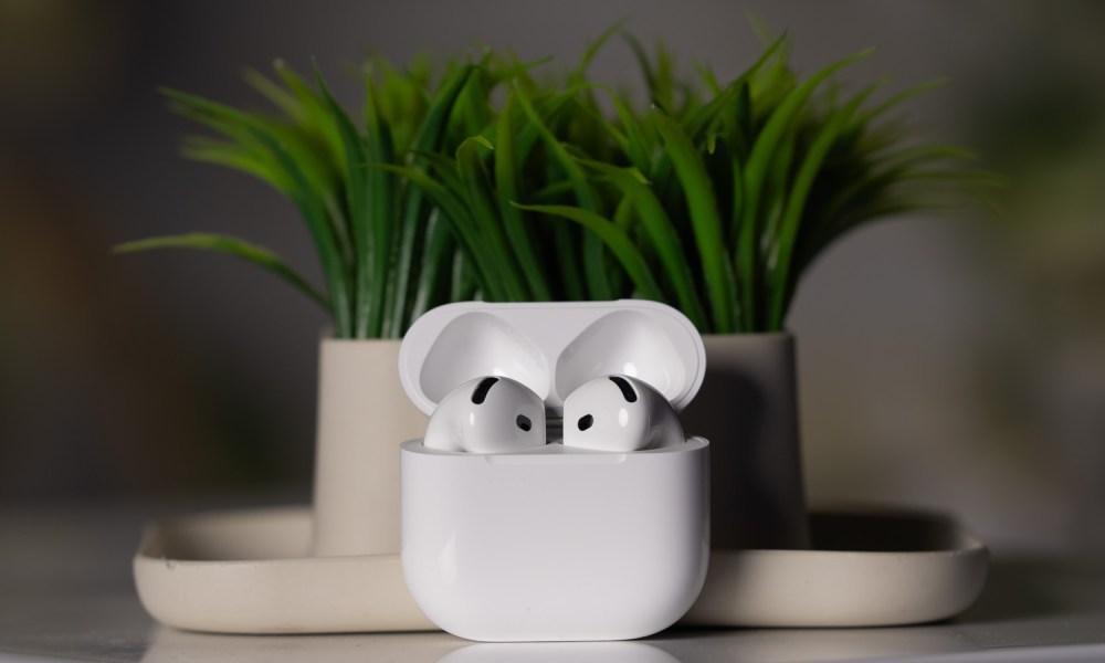 Apple AirPods 4 with ANC